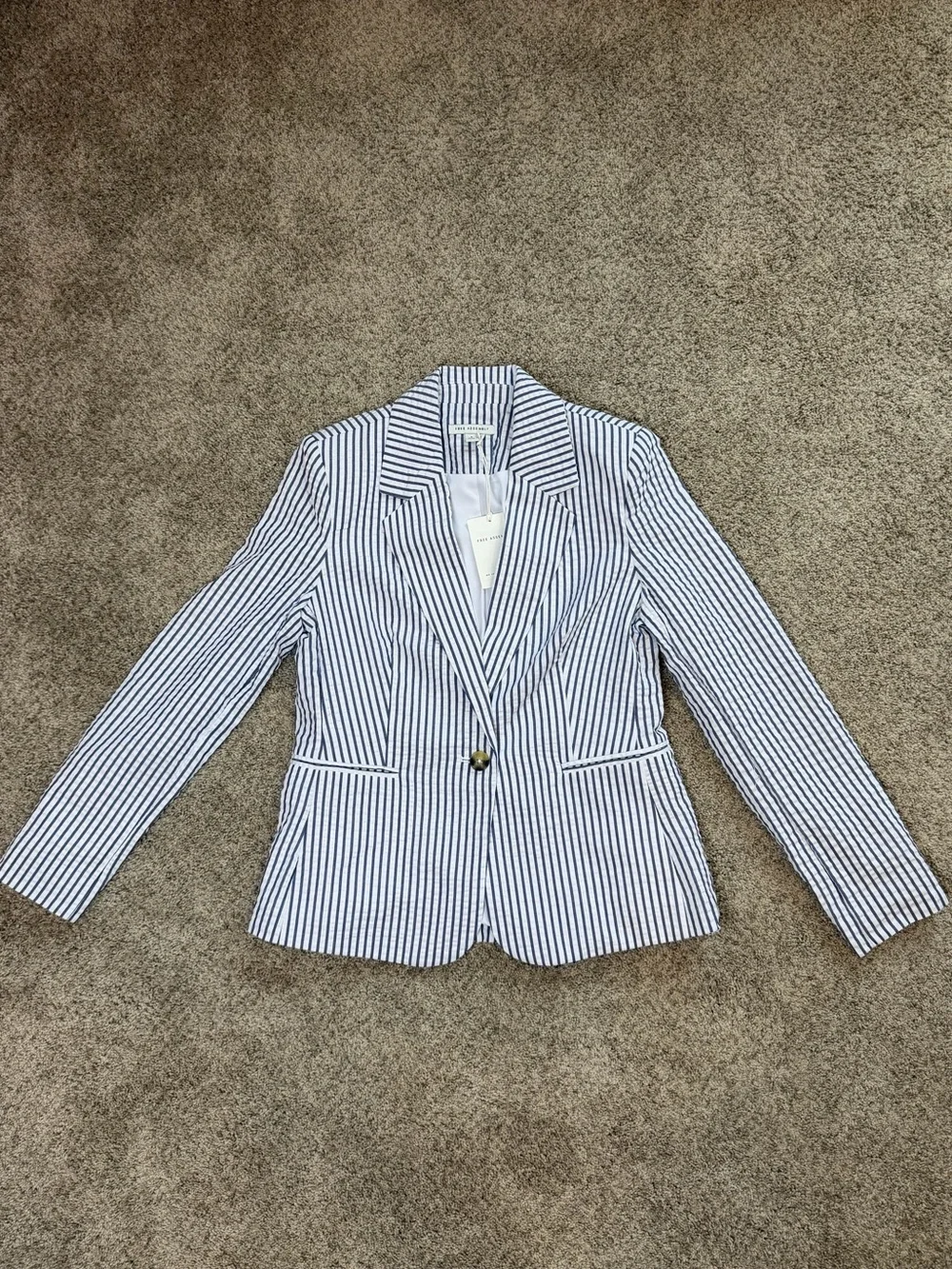 NWT Free Assembly Seersucker Blazer | Small Blue & White Striped Coastal Classic - Picture 2 of 9
